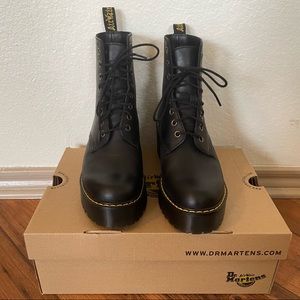 Dr. Martens Shriver Hi Sanguine Boots